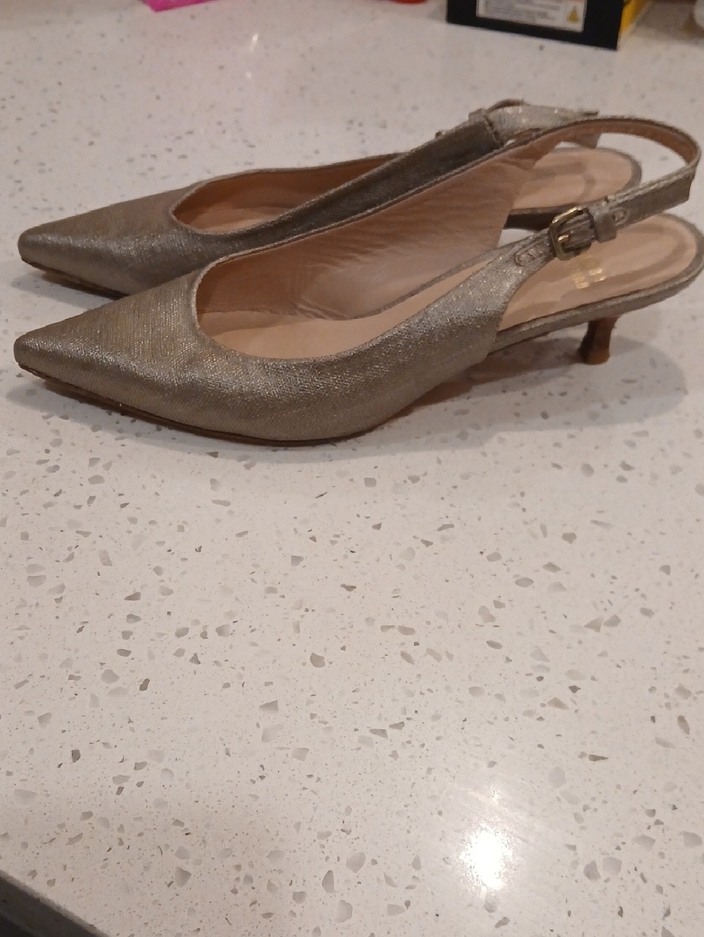 Stuart Weitzman Slingback Kitten Heels Champagne Size 7.5